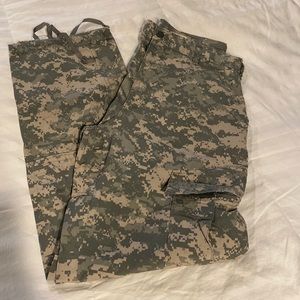 Military style Army camouflaged pants